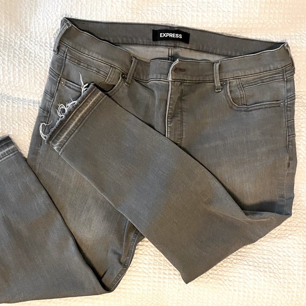 Express Raw Hem Jeans